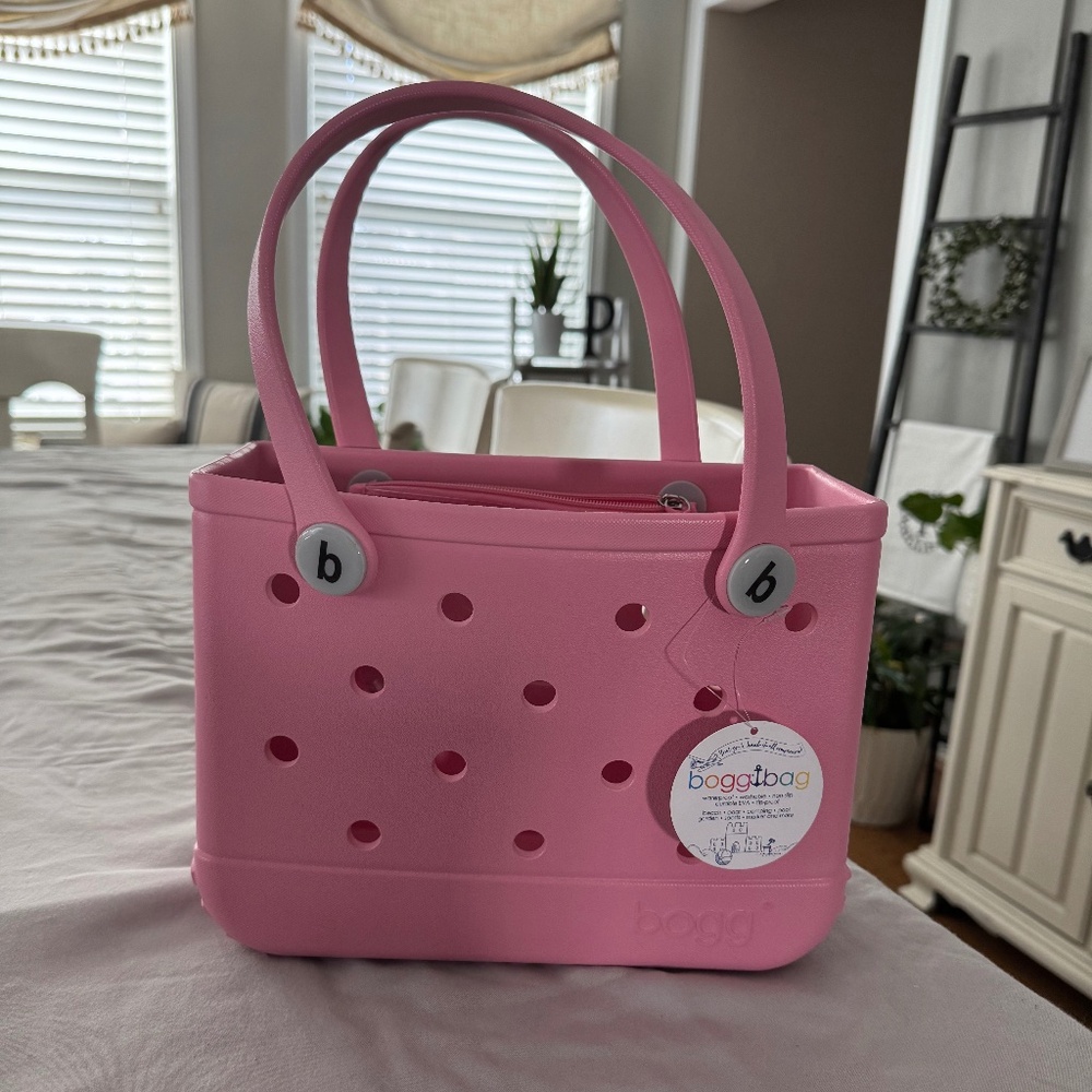 Bitty Bogg Bag - NWT - Bugglegum Color